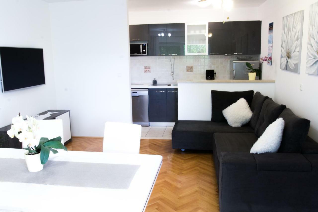Villa Silvija Mlini Luaran gambar